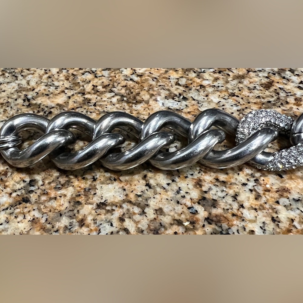 STUNNING Juicy Couture Chain Bracelet with Pave Crystals Link - Picture 10 of 10